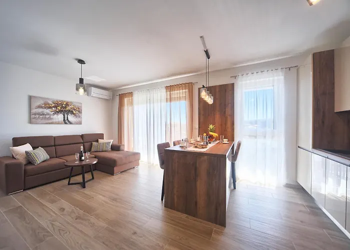 Lejlighed Lola & Bela - Free Parking & Balcony Pula