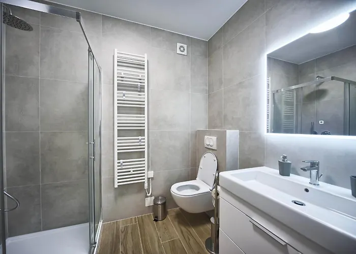 Lola & Bela - Free Parking & Balcony Pula