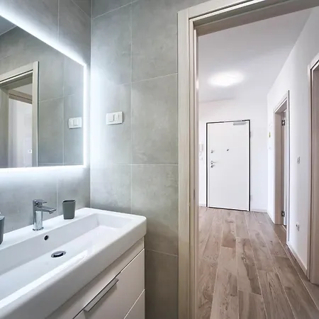 Lola & Bela - Free Parking & Balcony Appartement Pula